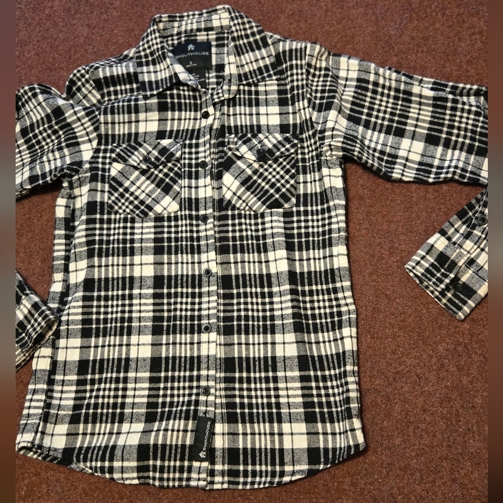 Shouthouse Black & White Plaid Flannel Size Small